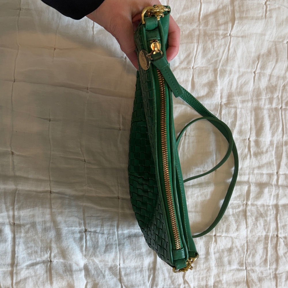 Green Woven Shoulder Bag - Stylish Everyday Carry - Picture 8 of 11